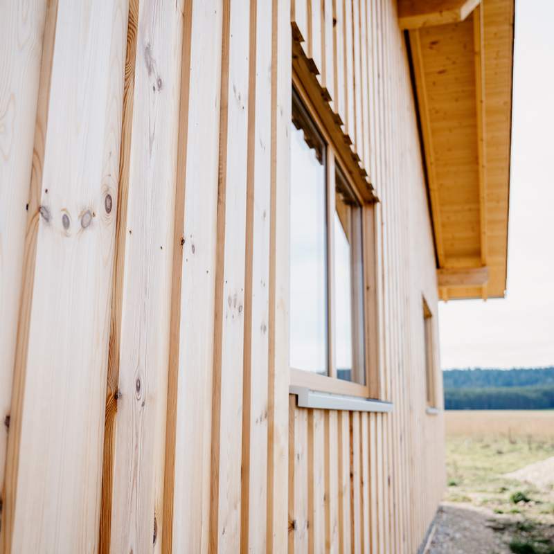 Detail holzvertäfelte Fassade